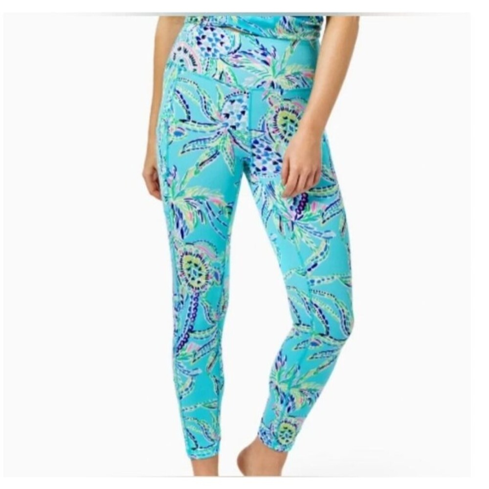 Lilly Pulitzer Luxletic Weekender Leggings Bermuda Blue Turtle Season Pocket S